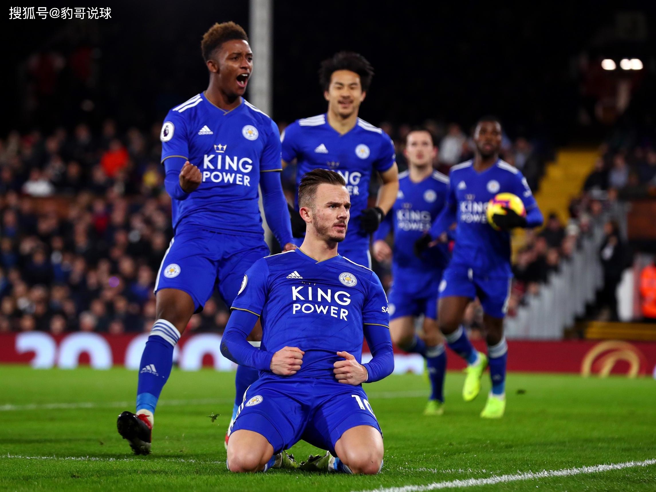 在俄罗斯举 在俄罗斯举